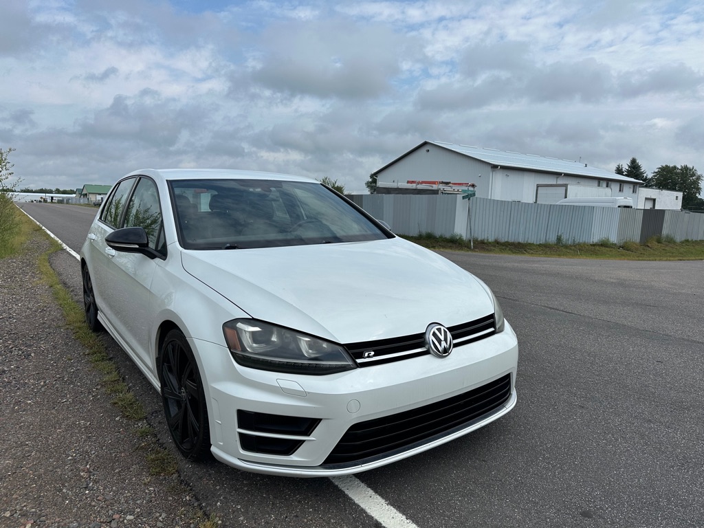 Photo 7 of this VOLKSWAGEN GOLF R