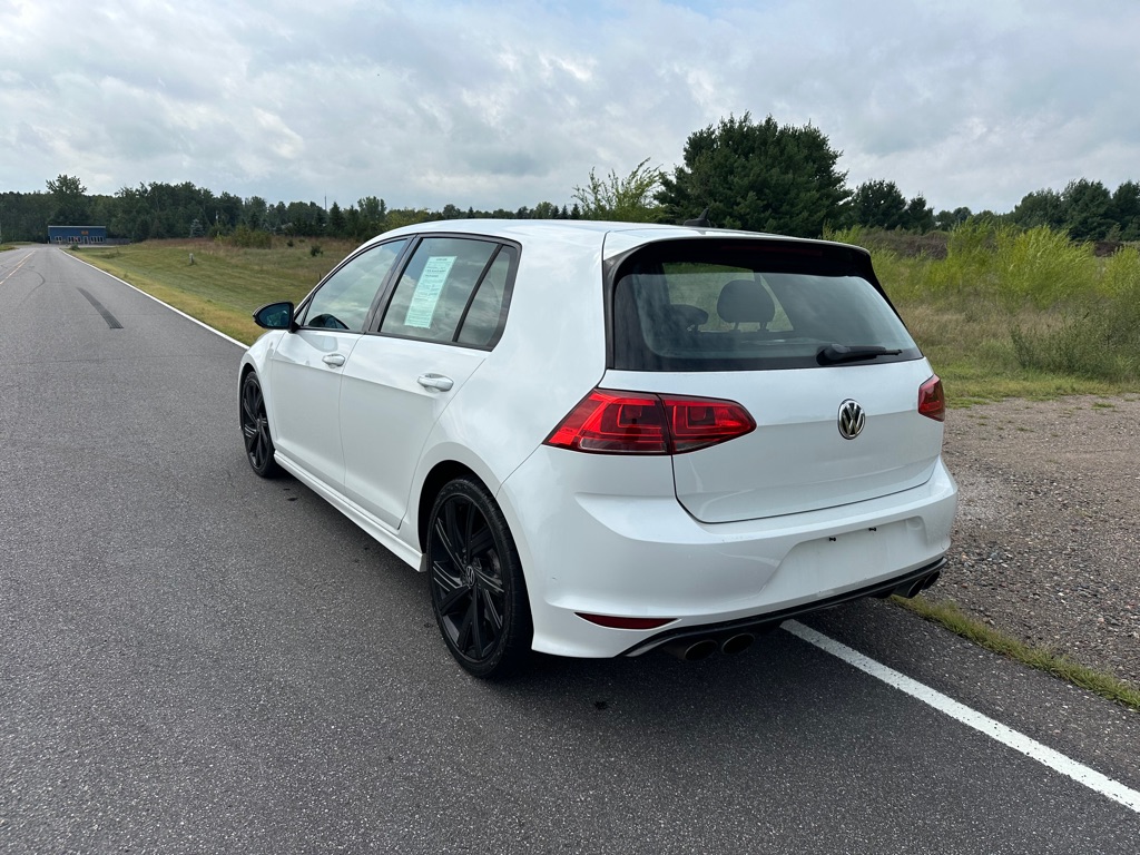 Photo 3 of this VOLKSWAGEN GOLF R