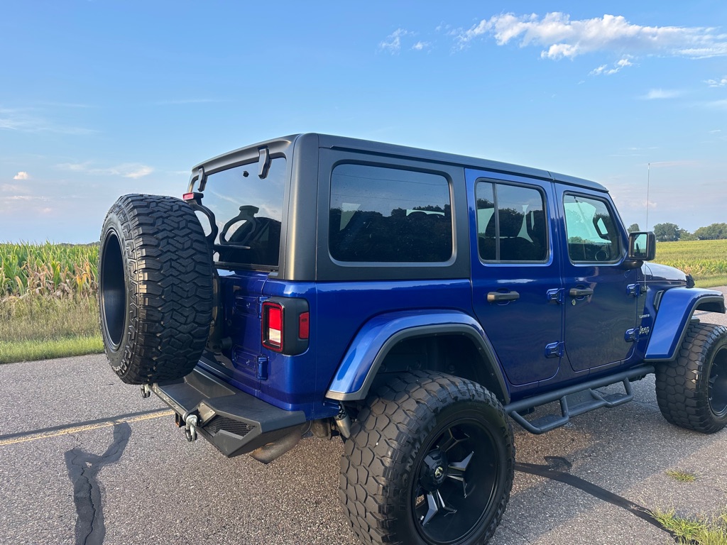 Photo 5 of this JEEP WRANGLER UNLIMI