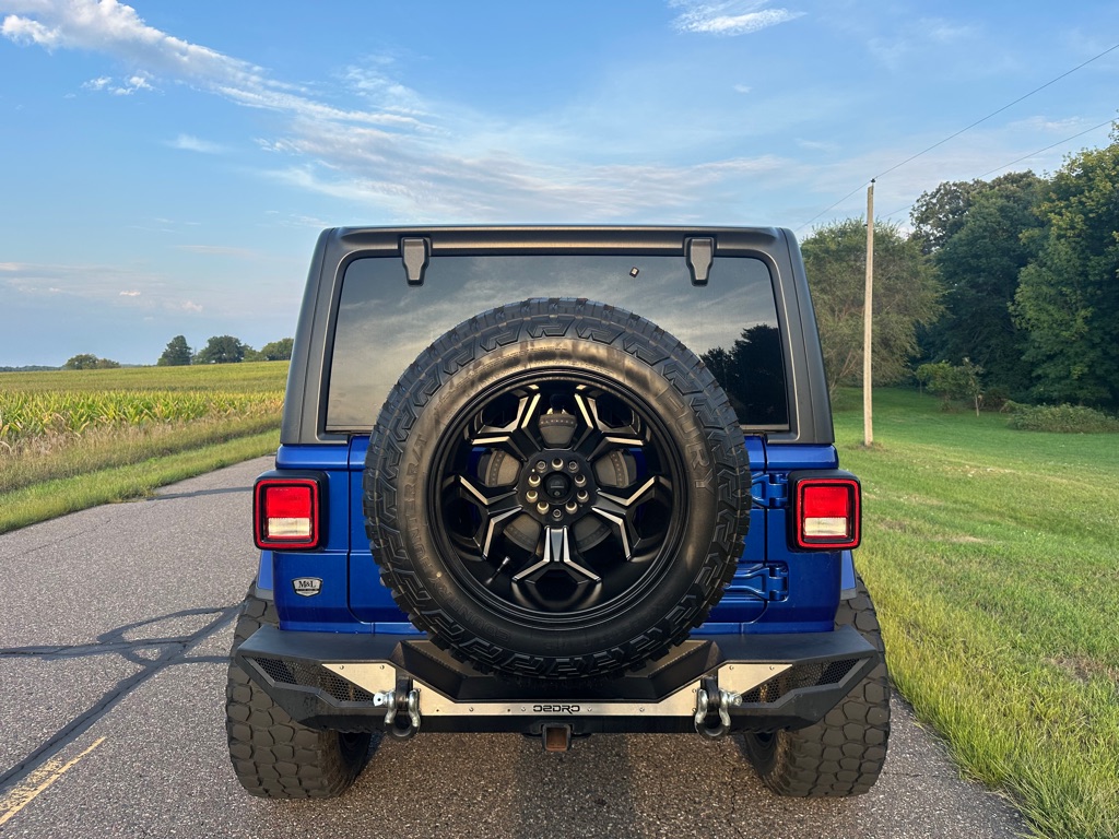 Photo 4 of this JEEP WRANGLER UNLIMI