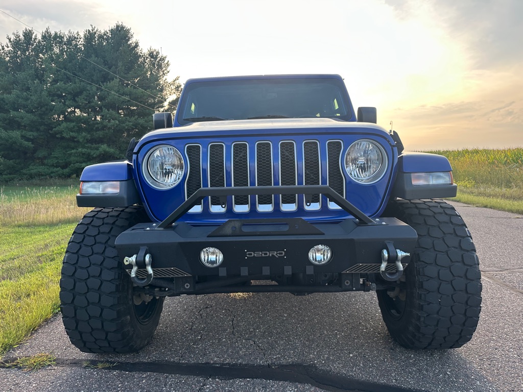 Photo 8 of this JEEP WRANGLER UNLIMI