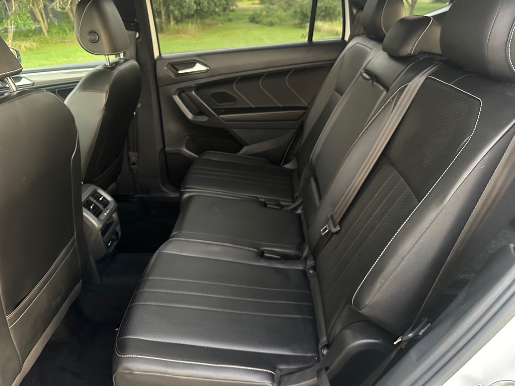 Photo 11 of this VOLKSWAGEN TIGUAN
