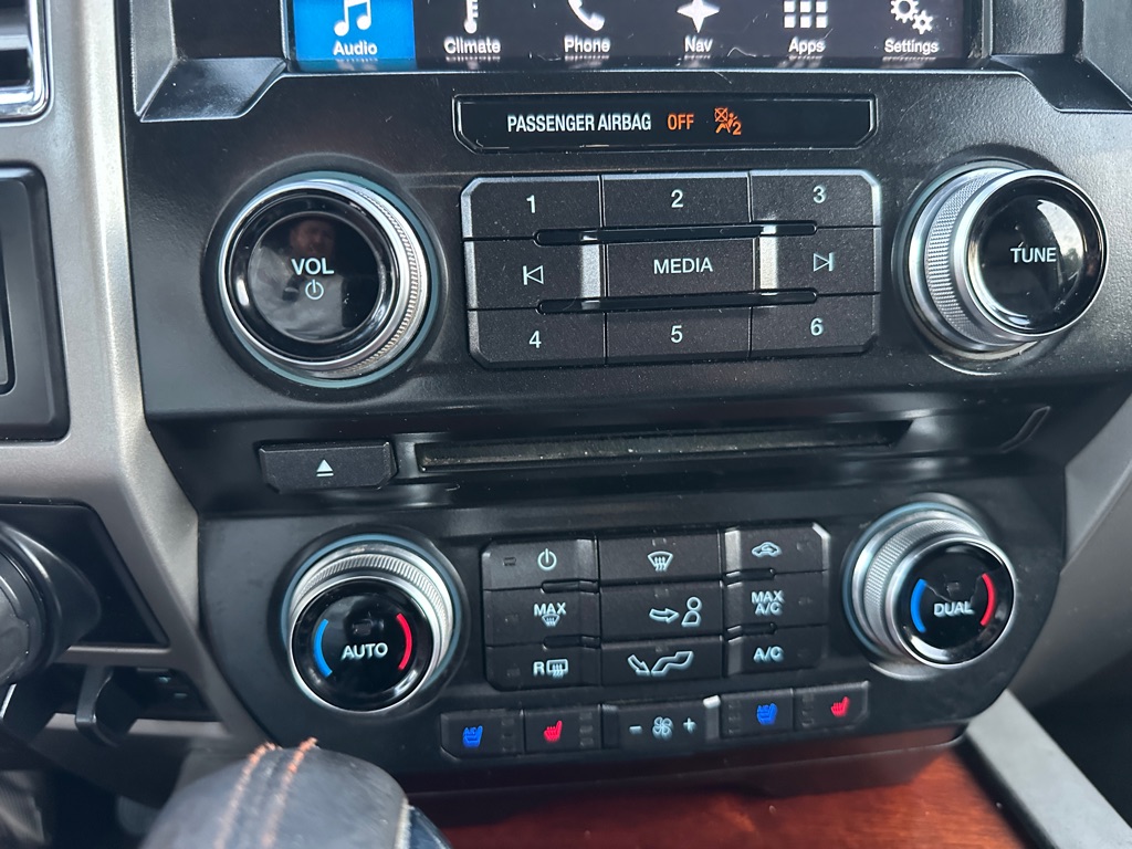 Photo 18 of this FORD F150