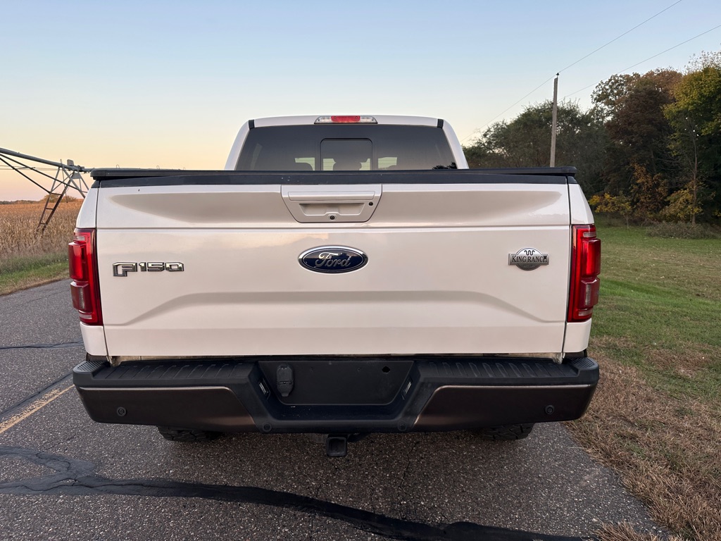Photo 4 of this FORD F150
