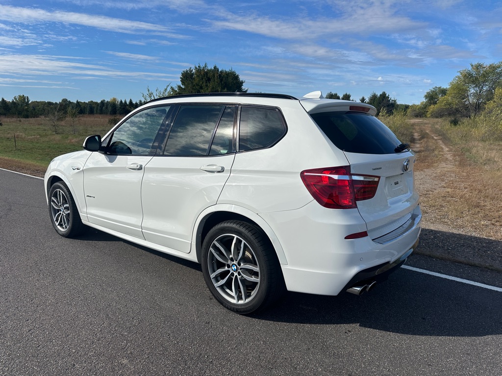 Photo 3 of this BMW X3