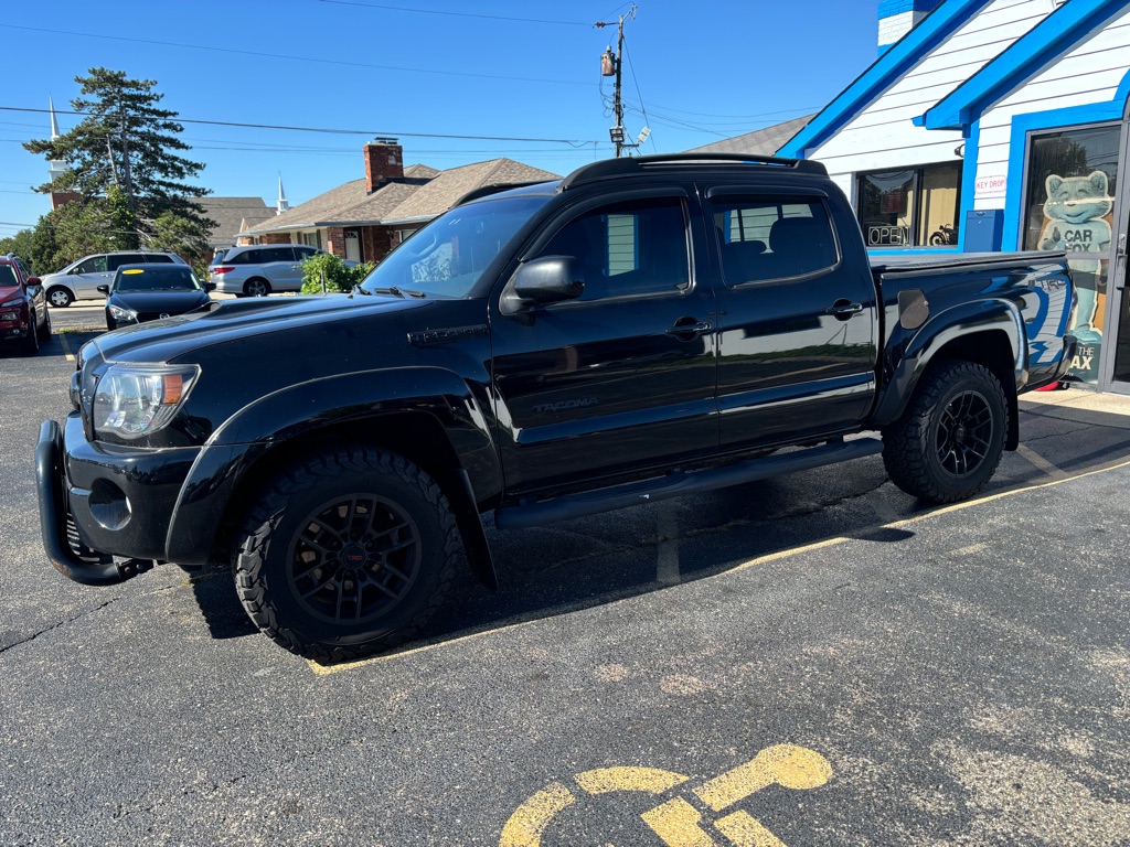 2011 TOYOTA TACOMA