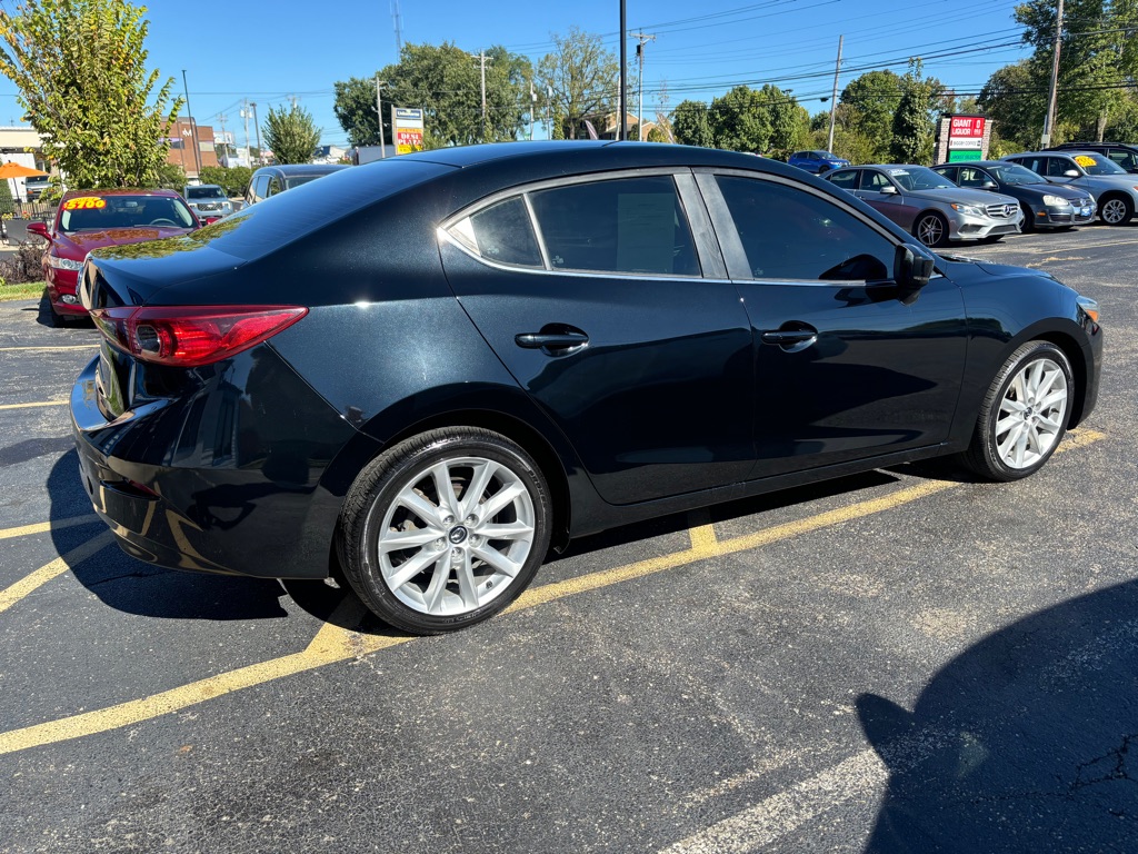 Photo 4 of this MAZDA 3