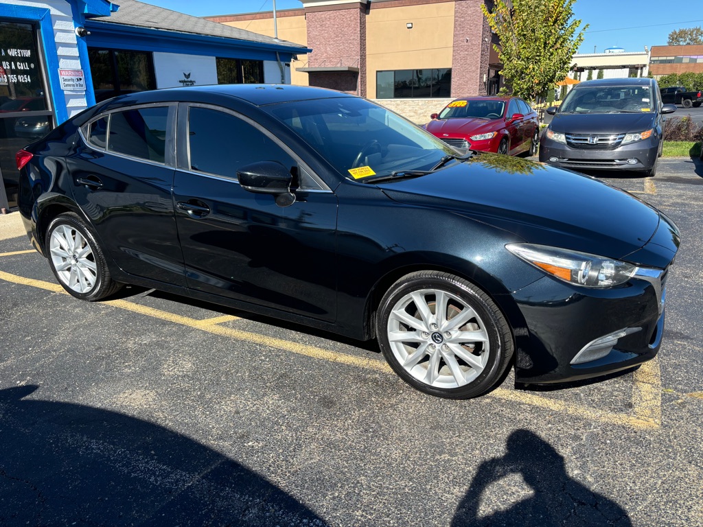 Photo 3 of this MAZDA 3