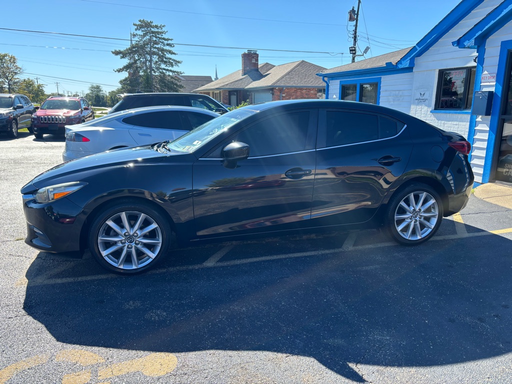 2017 MAZDA 3