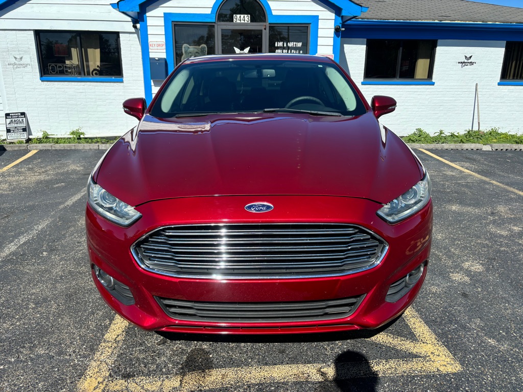 Photo 2 of this FORD FUSION