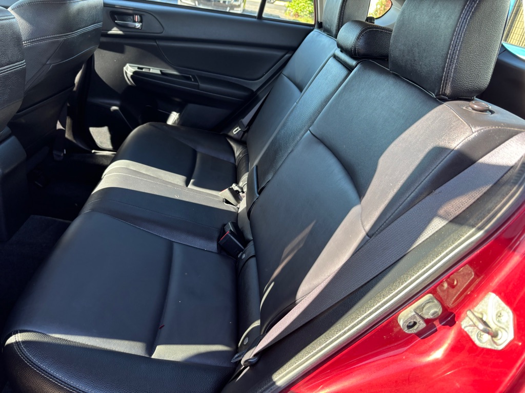 Photo 10 of this SUBARU IMPREZA