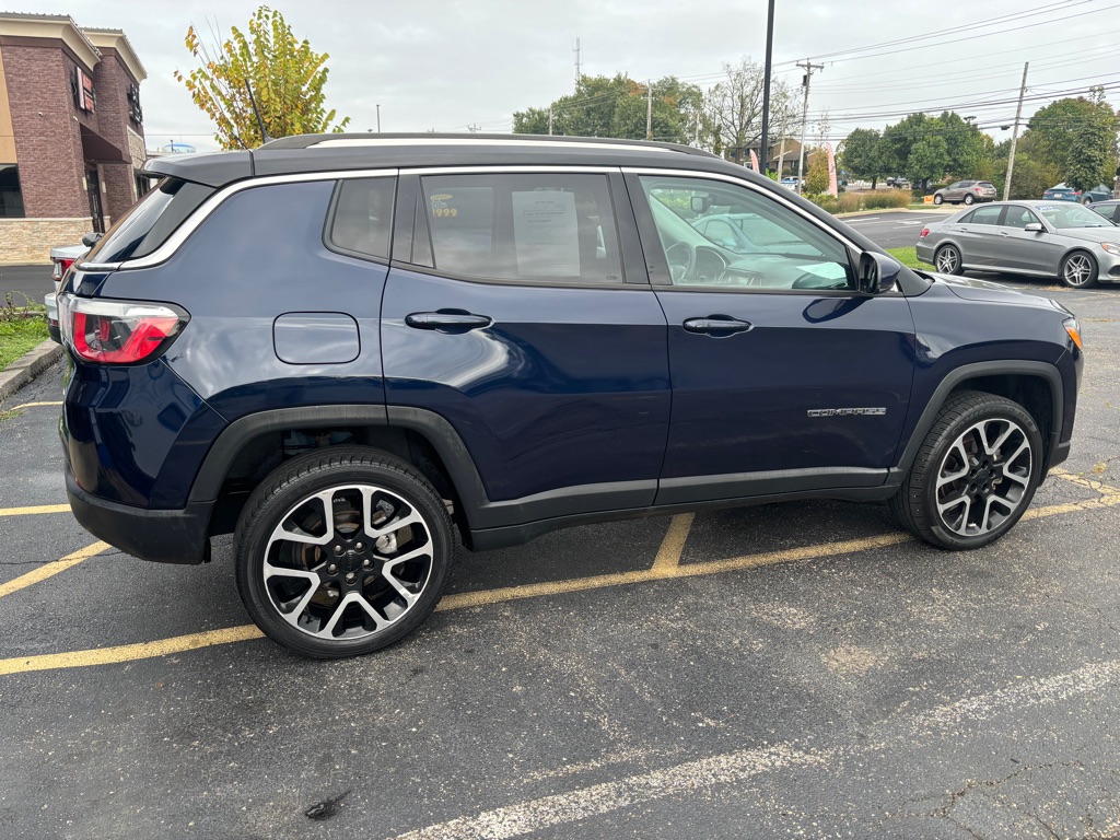 Photo 4 of this JEEP COMPASS