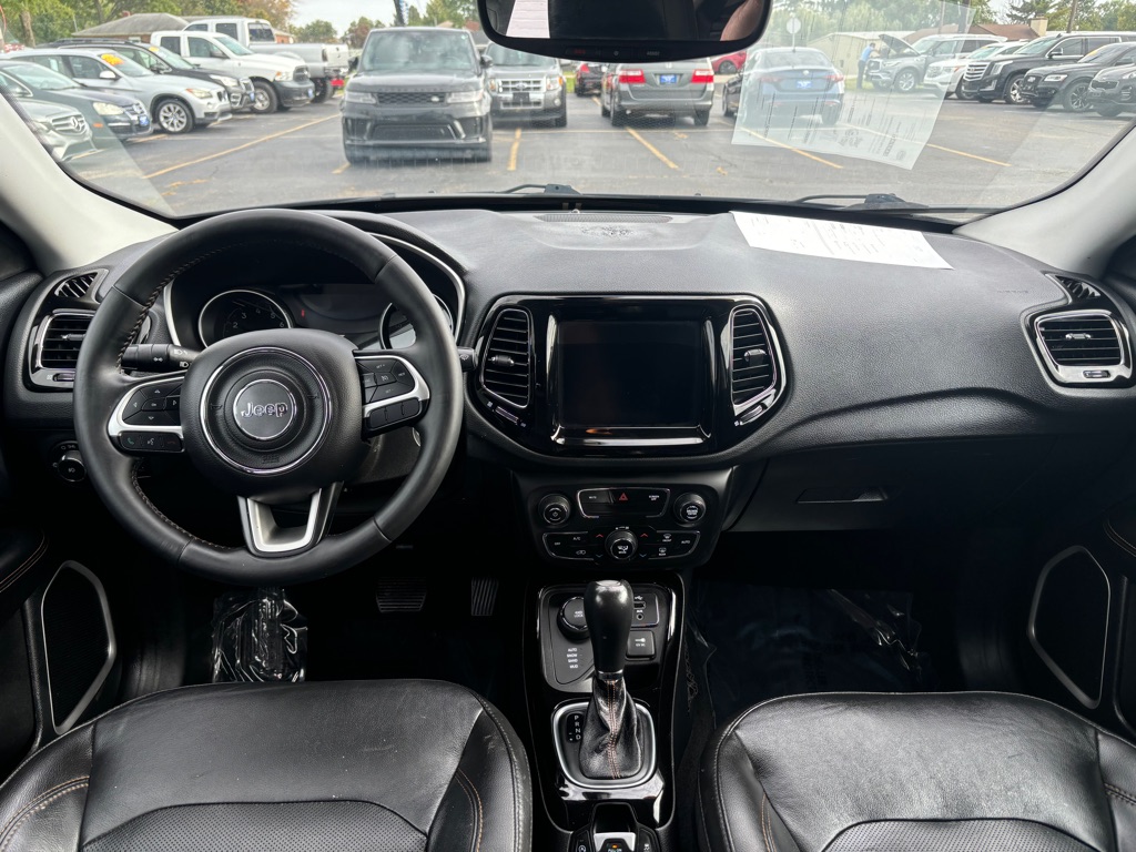 Photo 9 of this JEEP COMPASS