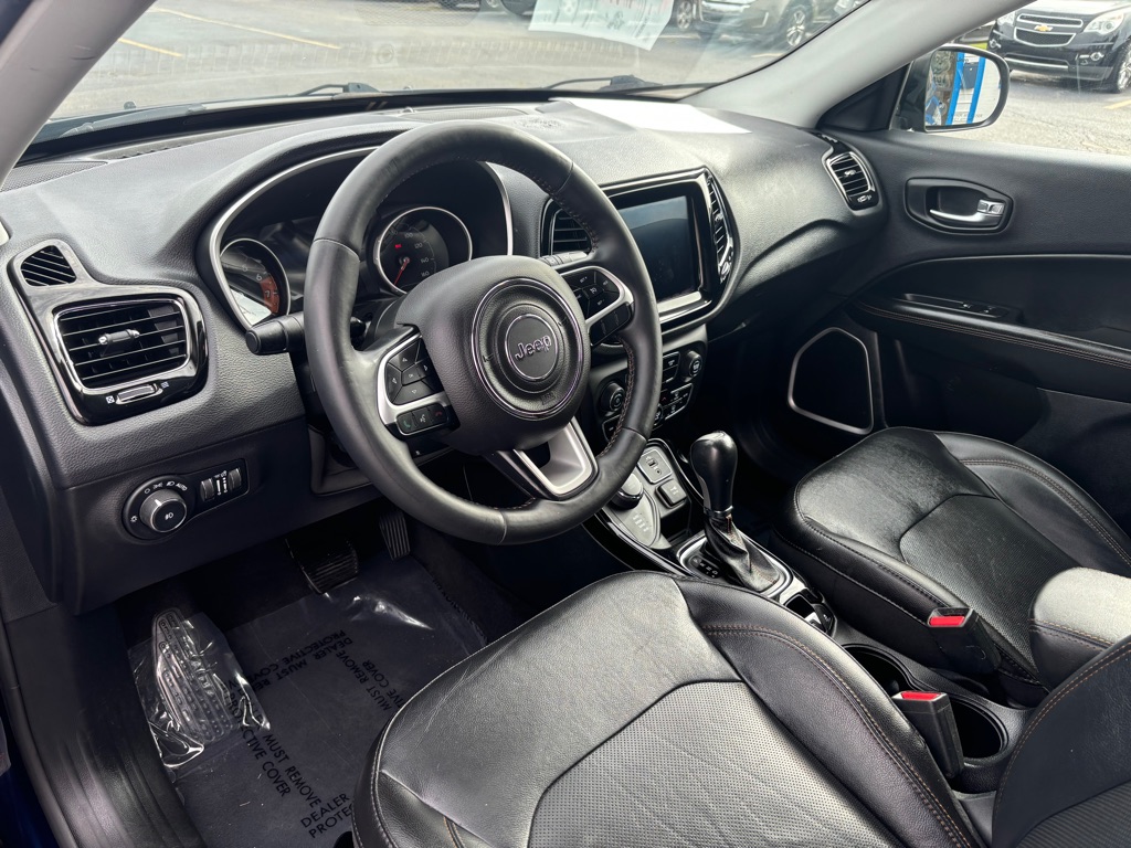 Photo 8 of this JEEP COMPASS