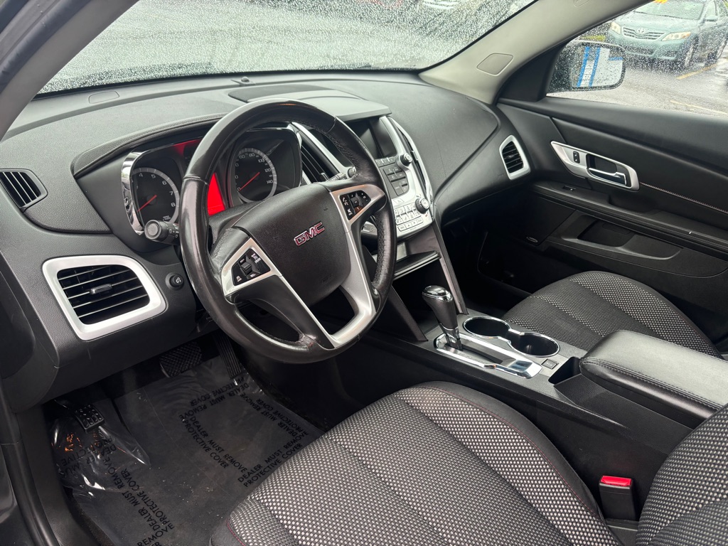 Photo 8 of this GMC TERRAIN