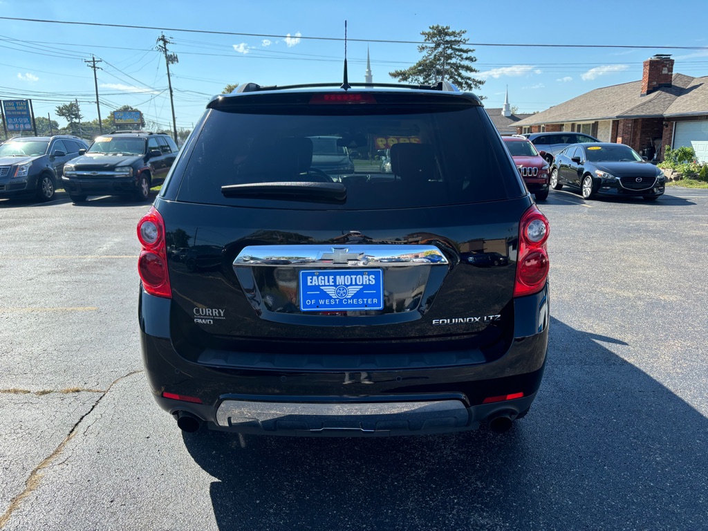 Photo 5 of this CHEVROLET EQUINOX