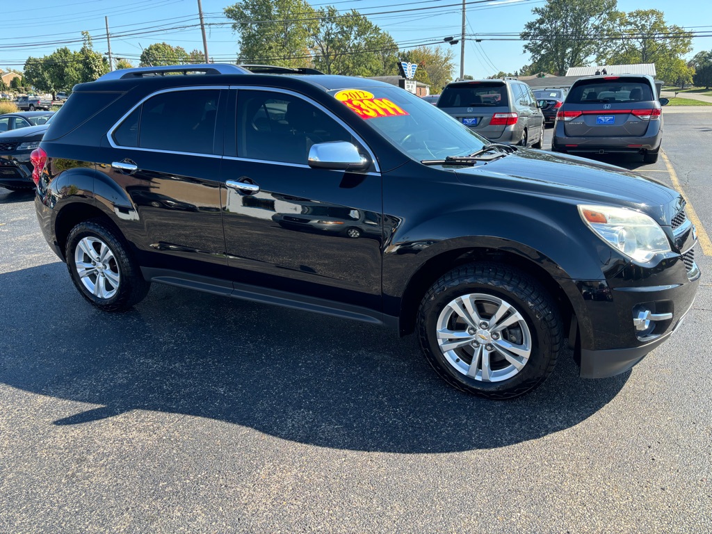 Photo 3 of this CHEVROLET EQUINOX