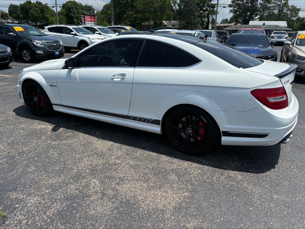 Photo 6 of this MERCEDES-BENZ C-CLASS