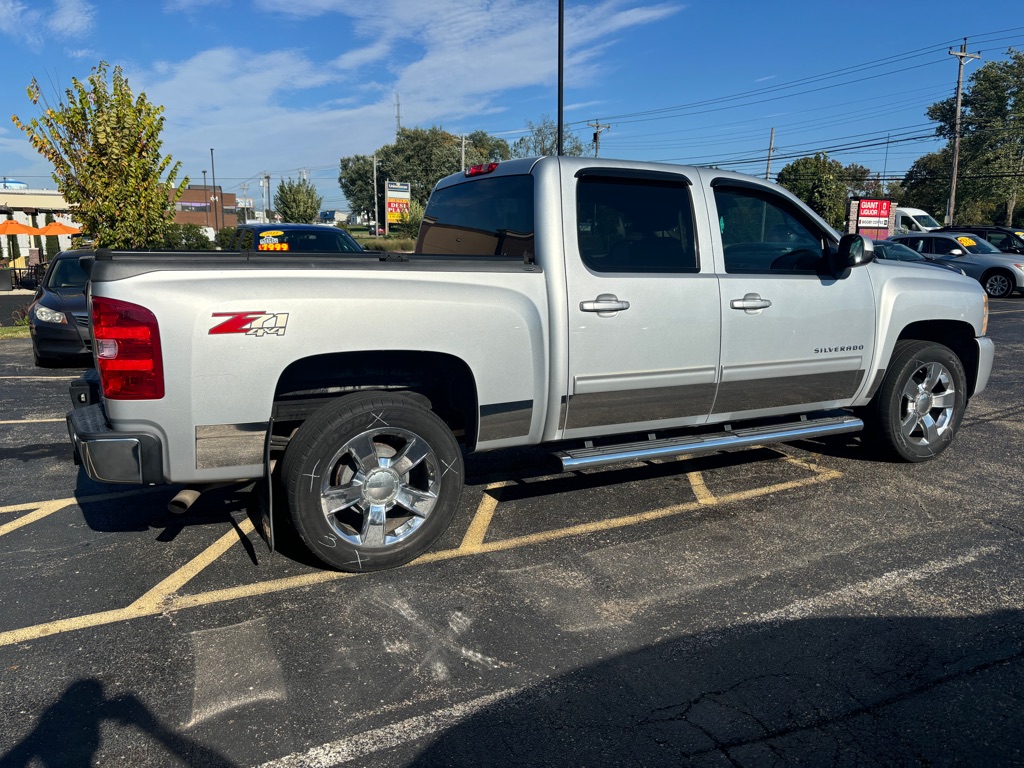 Photo 4 of this CHEVROLET SILVERADO 1500