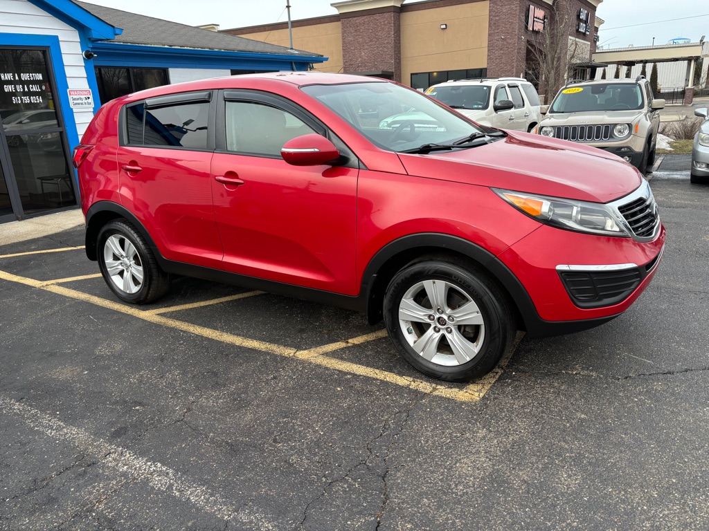 Photo 3 of this KIA SPORTAGE