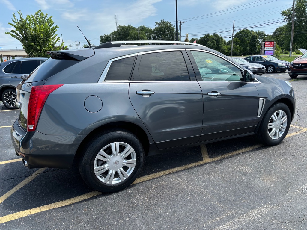 Photo 4 of this CADILLAC SRX