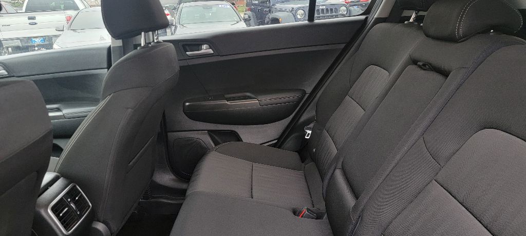 Photo 15 of this KIA SPORTAGE