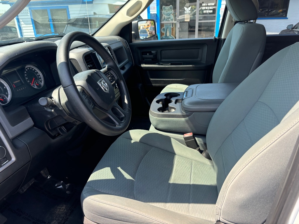 Photo 7 of this RAM 1500