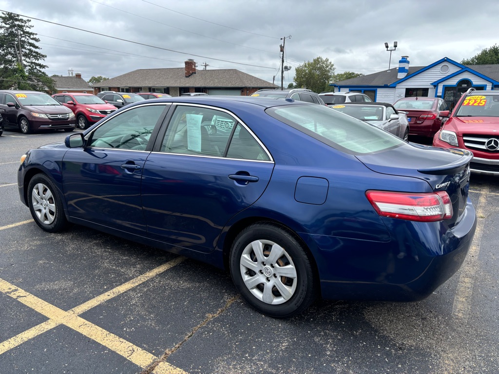 Photo 6 of this TOYOTA CAMRY