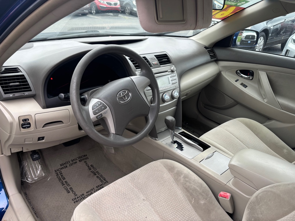 Photo 8 of this TOYOTA CAMRY