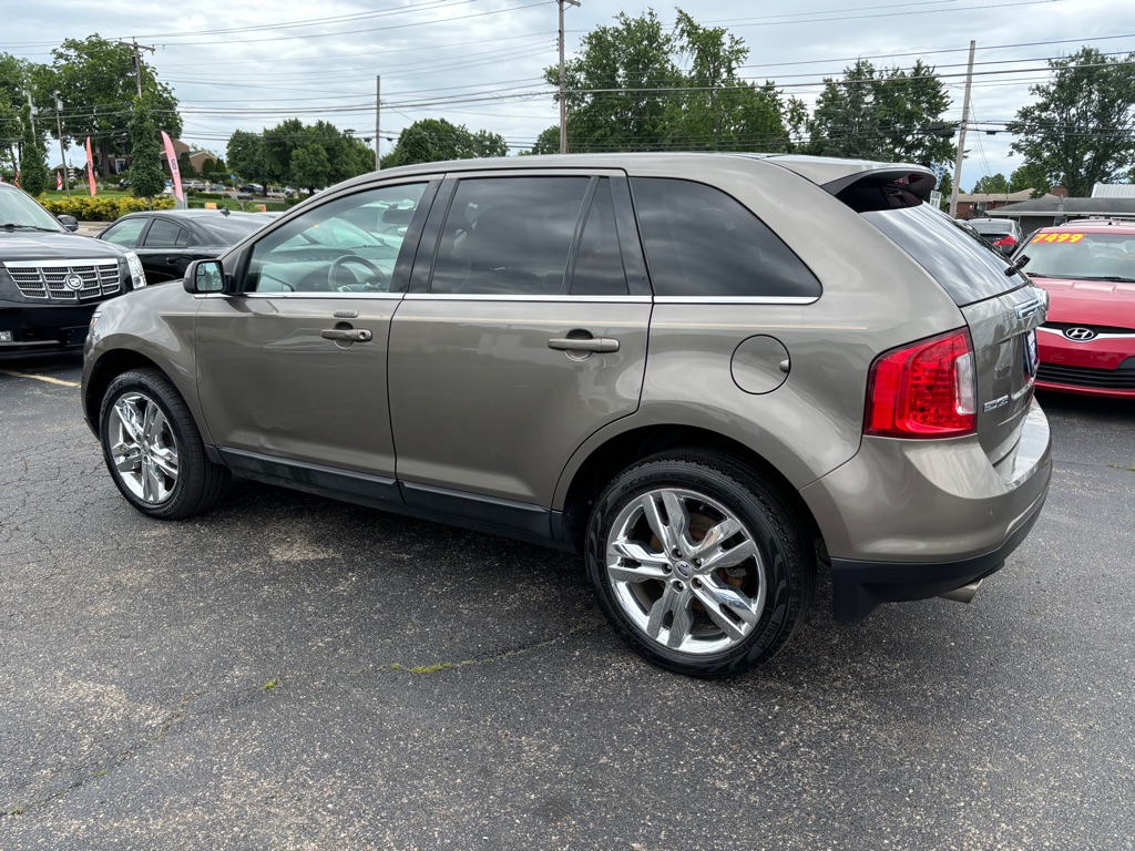 Photo 6 of this FORD EDGE