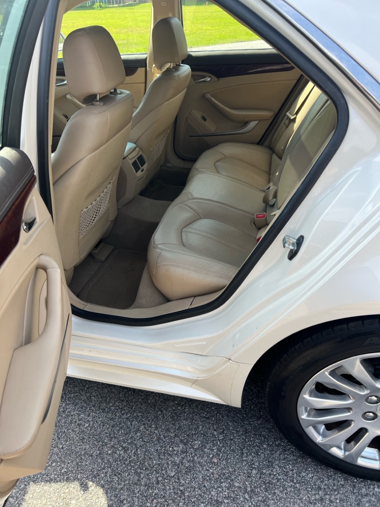 Photo 15 of this CADILLAC CTS