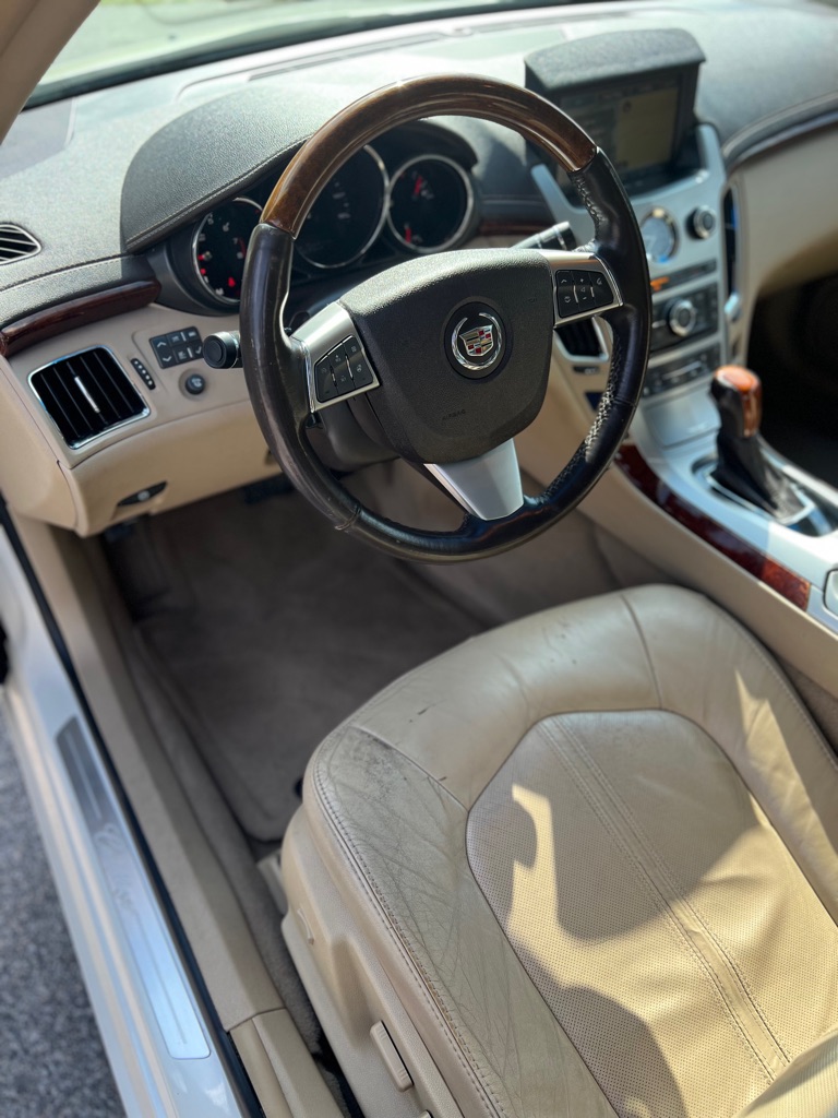 Photo 10 of this CADILLAC CTS