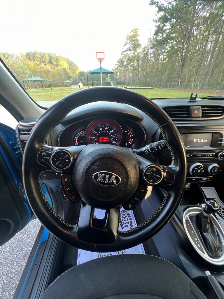 Photo 11 of this KIA SOUL