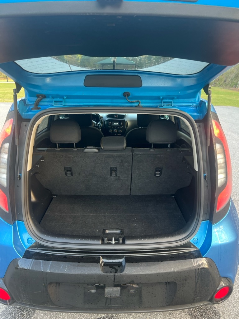 Photo 16 of this KIA SOUL