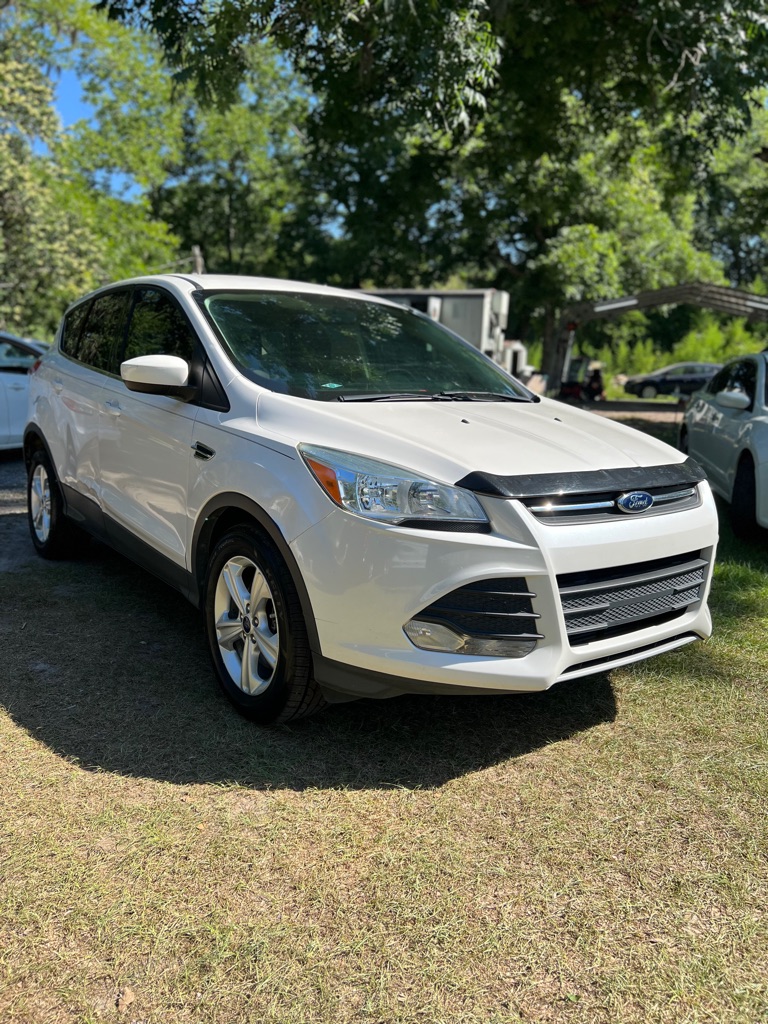 Photo 3 of this FORD ESCAPE