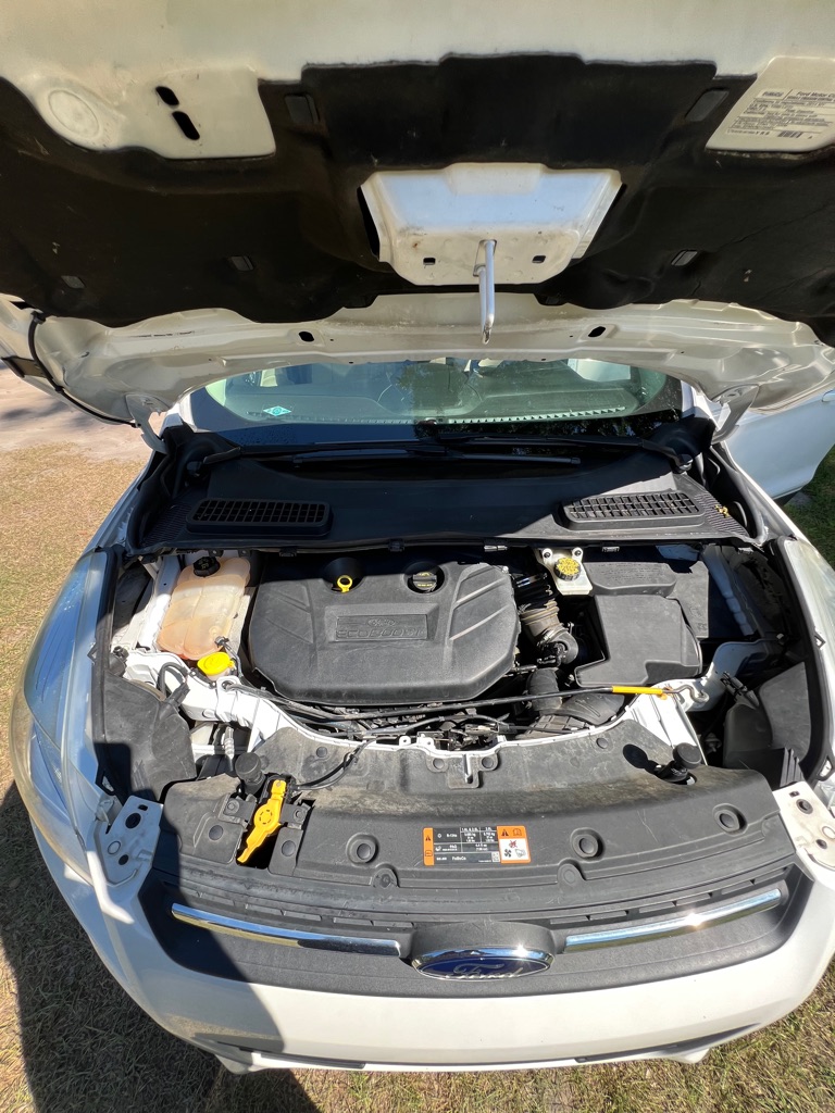 Photo 15 of this FORD ESCAPE