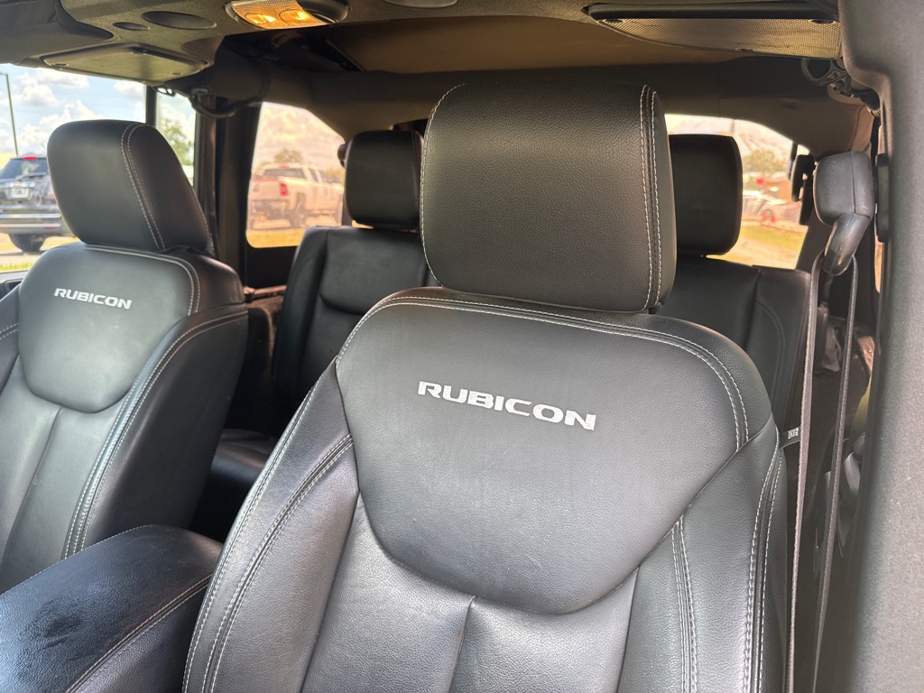 Photo 31 of this JEEP WRANGLER UNLIMI