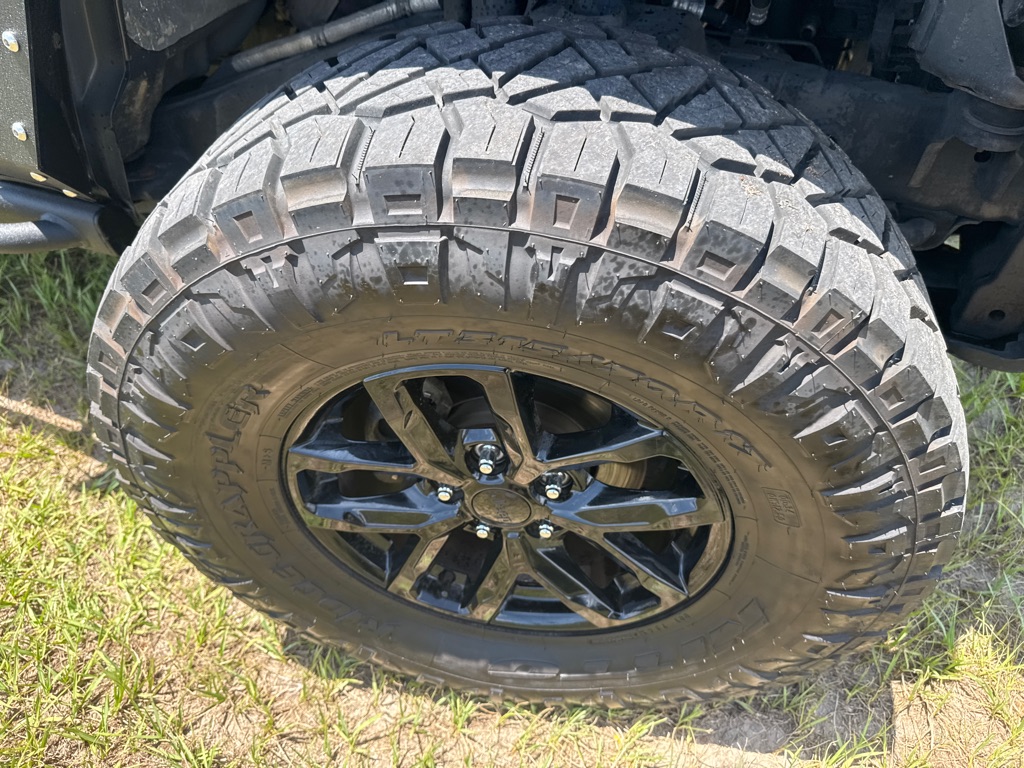 Photo 10 of this JEEP WRANGLER UNLIMI