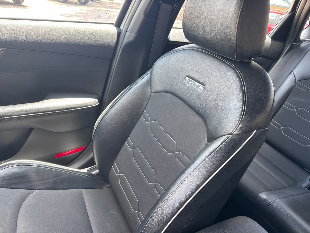 Photo 31 of this KIA FORTE