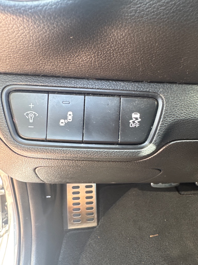 Photo 28 of this KIA FORTE