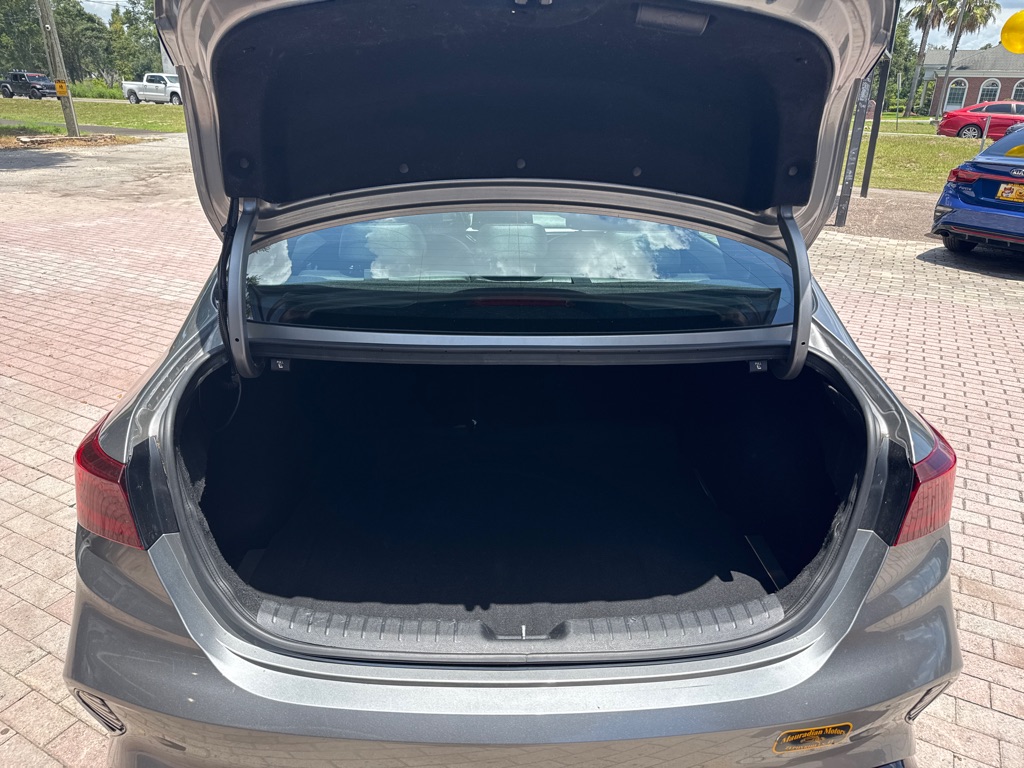 Photo 18 of this KIA FORTE