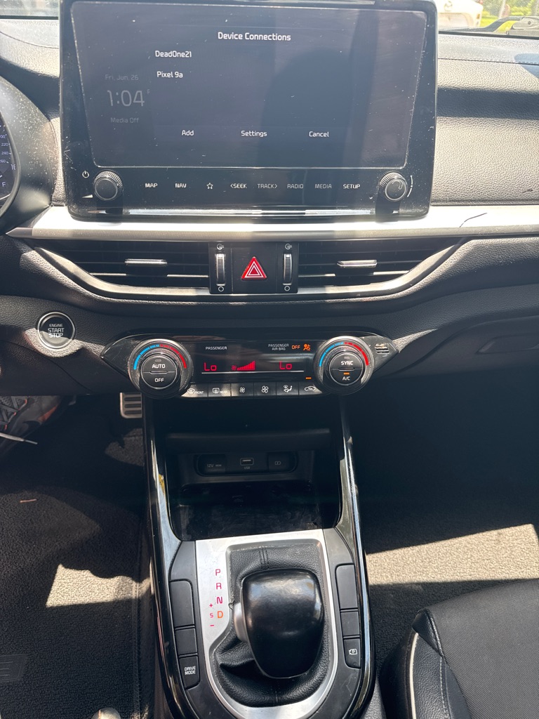 Photo 25 of this KIA FORTE