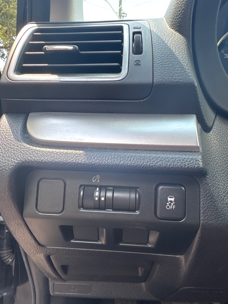 Photo 25 of this SUBARU CROSSTREK