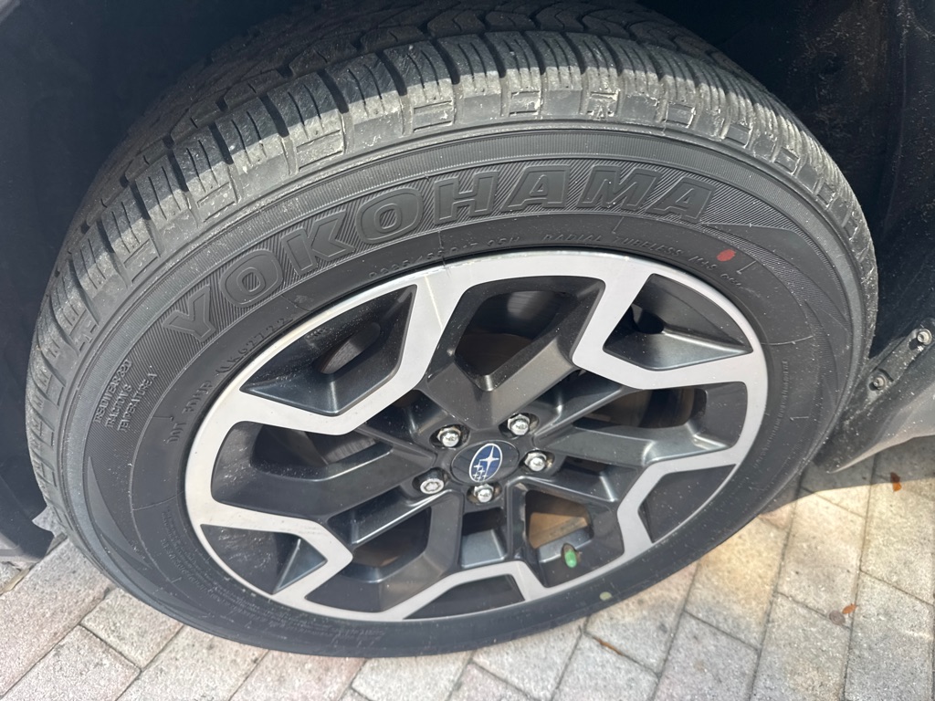 Photo 12 of this SUBARU CROSSTREK