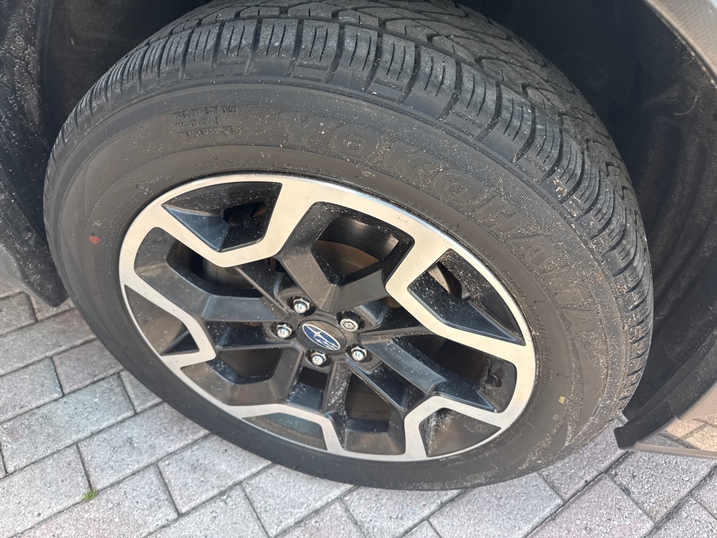 Photo 11 of this SUBARU CROSSTREK