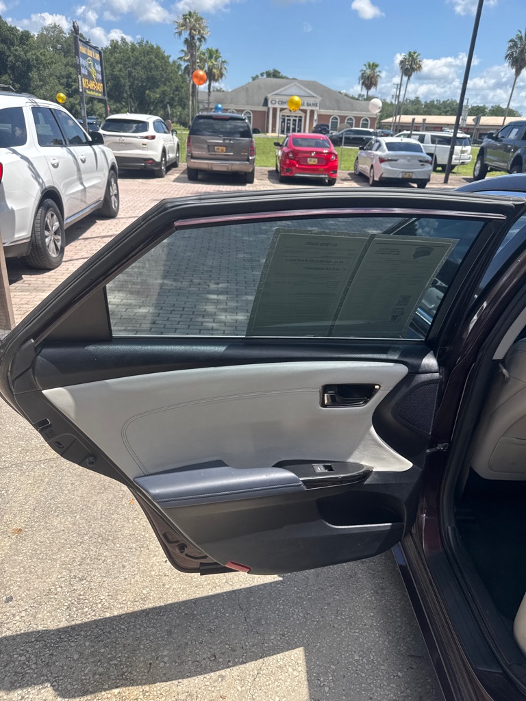 Photo 13 of this TOYOTA AVALON