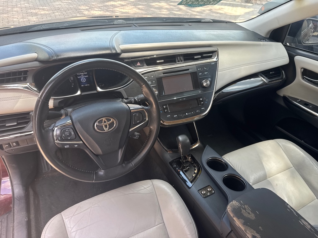 Photo 15 of this TOYOTA AVALON
