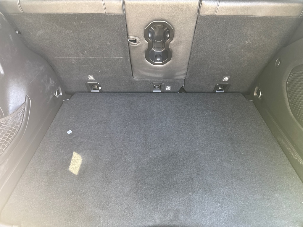 Photo 13 of this JEEP RENEGADE