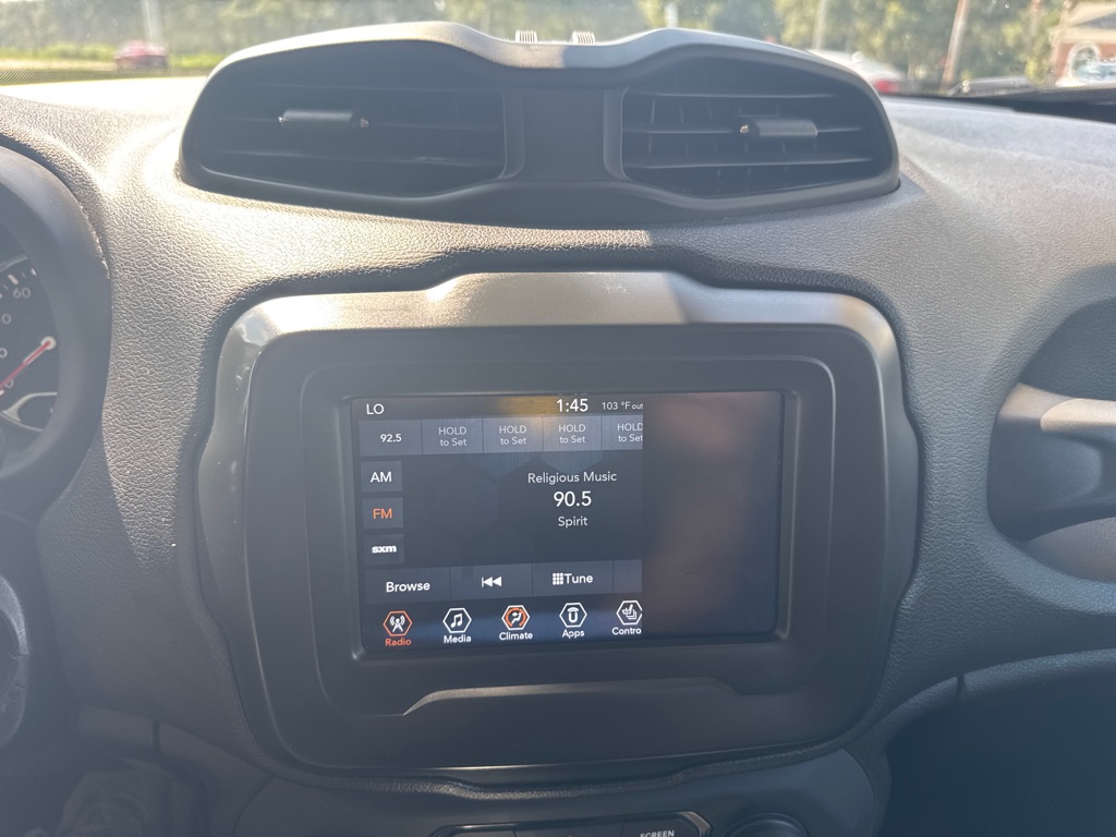 Photo 26 of this JEEP RENEGADE