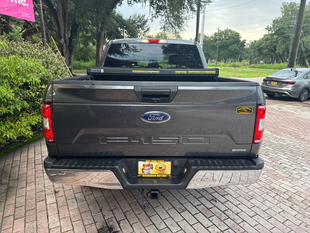 Photo 5 of this FORD F150